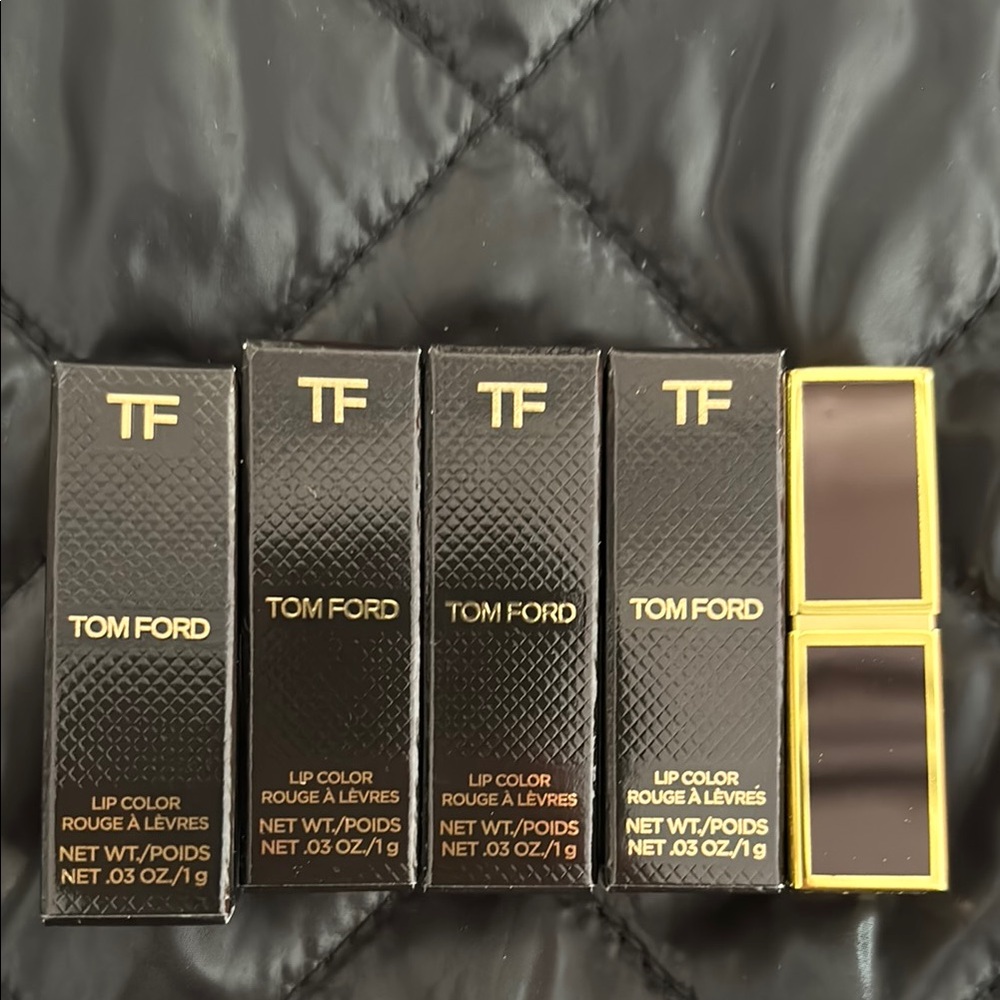 1-pc TOM FORD Lip Color Lipstick 16 Scarlet Rouge Travel Size 0.03 oz / 1 g NIB - Picture 2 of 3